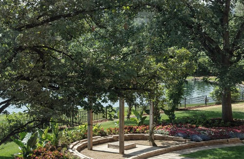Englewood Resort | The Inverness Denver, a Hilton Golf & Spa Resort