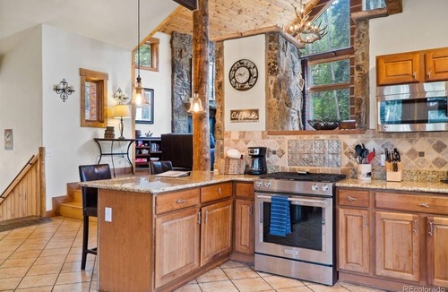 Valley of the Sun Cabin | The Lodge at Spruce Hill - Mountain views, hot tub, just south of Breckenridge!