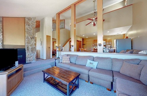 Silvercreek Condo | The Mountainside - Unit B47 with a private indoor hot tub, views, & pool