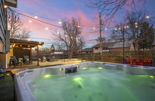 Northglenn House | The Peakline Lodge Gym Hot Tub Game Room