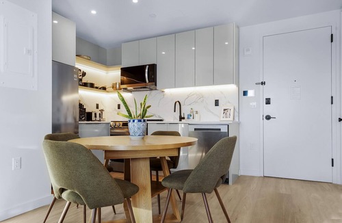 Greenpoint Condo | The Quay Waypost Hospitality Greenpoint