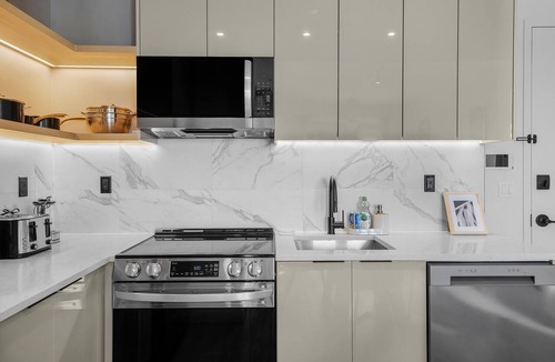 Greenpoint Condo | The Quay Waypost Hospitality Greenpoint