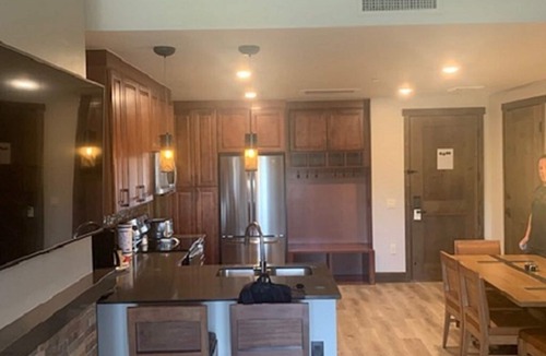 The Highlands Condo | The Ranahan Resort is Amazing for relaxing, skiing and enjoying the views!