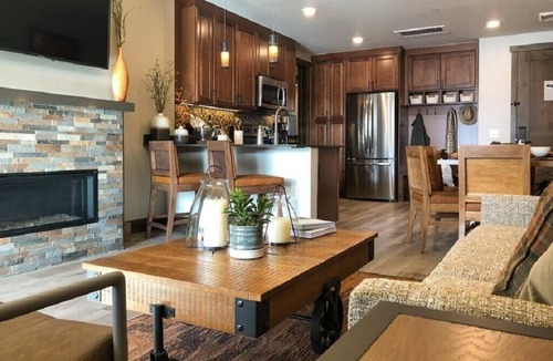 The Highlands Condo | The Ranahan Resort is Amazing for relaxing, skiing and enjoying the views!