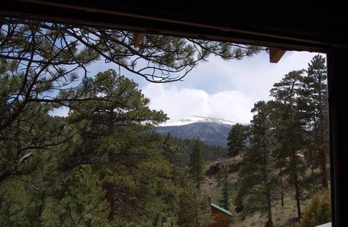 Estes Park Cabin | The Rose Den - Romantic Mountain Cabin with Views!