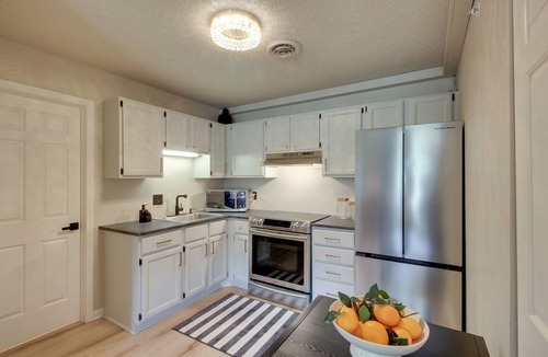Louisburg Condo | The Saint Hotel: Boutique Suite Near Overland Park