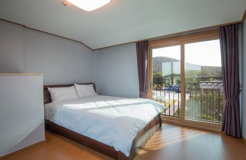 Seongsan House | THE SOME PENSION