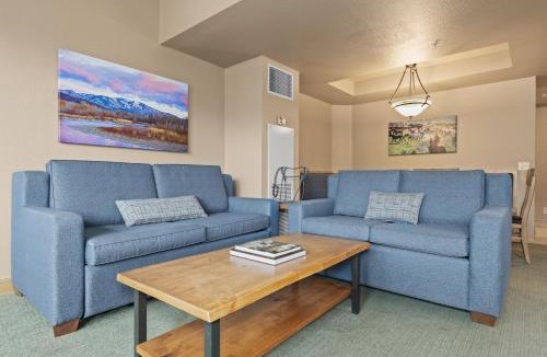 Steamboat Springs Hotel | The Steamboat Grand
