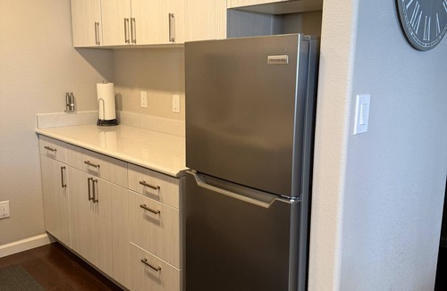 Erie Apartment | The Suburban Sanctuary: Spacious Garden Level Suite with Private Entry