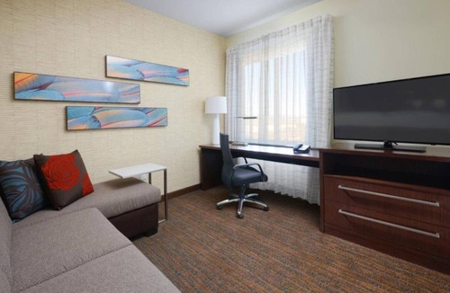 Littleton House | The suite choice for longer stays in Southwest Denver
