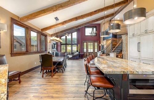 Copper Mountain House | The Timber Lodge at Copper Mountain private hot tub!