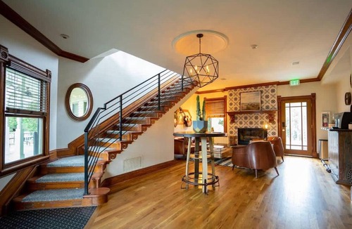 Five Points Hotel | The Western Allure - Curtis Park Club - RiNo