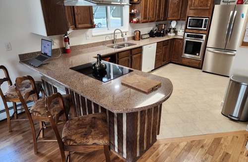Grand Junction House | The White House, a classic 3-bedroom stucco in "Old Town" Grand Junction.