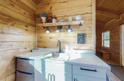 Park County House | Three log cabins on 1,800-acre ranch with mountain & meadow views