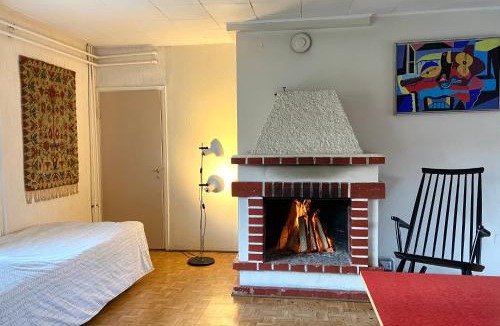 Kankaanpaa Apartment | Tilava huoneisto puutarhanäkymällä