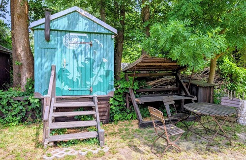 Leipe House | Tiny home-Basic-Shared Bathroom-Courtyard view