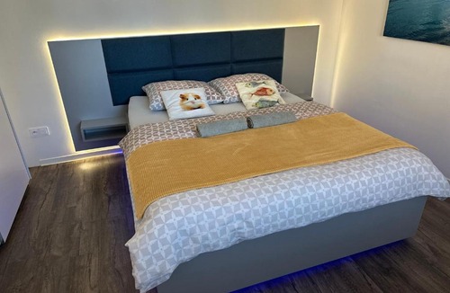 Kbely Apartment | Tomy Apartment- O2 Arena -PVA expo-Free Parking