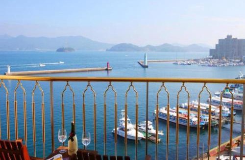 Tongyeong Resort | Tongyeong Bay Condo Hotel