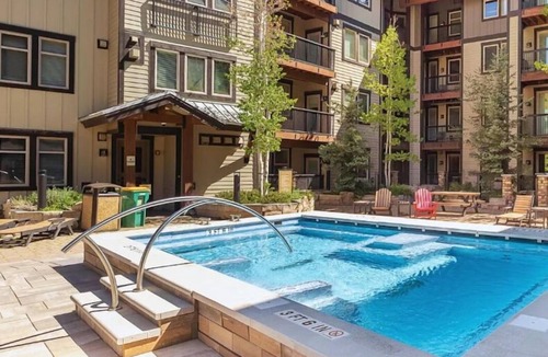 Winter Park Apartment | Top Floor Mountain Retreat, Prime Location to WP Base Village, Trestle Bike Park