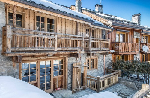 Le Raffort Ski Chalet | Traditional chalet with jacuzzi, sauna and pets allowed