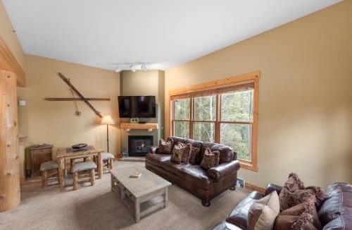 Keystone Villa | Trappers Crossing #8761 : 2