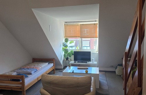 Sankt Lorenz Sud Apartment | Trave Studio with gallery - 24/7 check-in