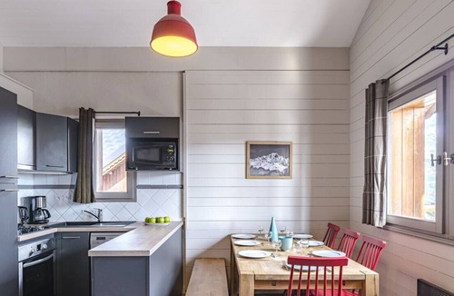 Val-Thorens Apartment | travelski home premium - Résidence Les Chalets de Rosaël 3 stars