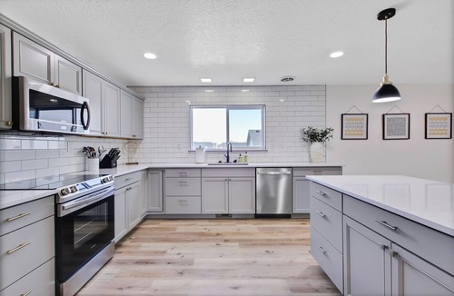 Meridian House | Treasure Valley’s Shared Home with 1 Double Queen Bedroom