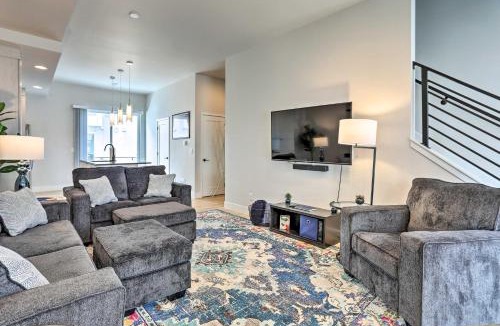 Sloan Lake House | Trendy Denver Townhome - Walk to Mile High Stadium
