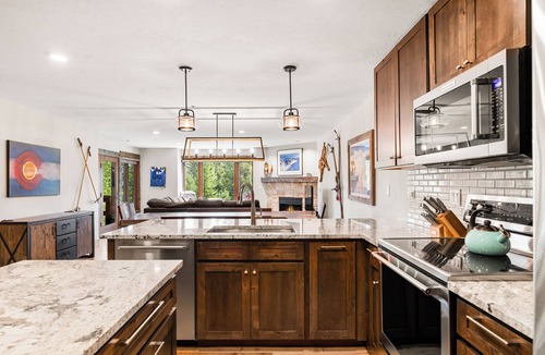 Four O'Clock Condo | True Ski In/Out, Walk to Town, Hiking Trails!