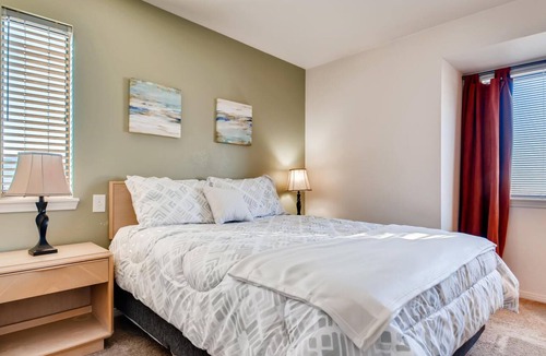 Englewood Condo | Two Bedroom, Two Bath Condo in heart of DTC (Greenwood Village)