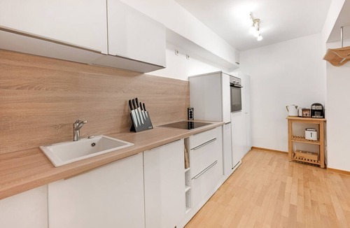 Marsfeld Apartment | Two-room apartment in the city center with underground parking space