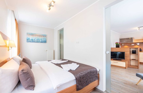 Seebad Bansin Bed & Breakfast | Type I/Nr. 6 - Strandhaus Aurell - directly on the Baltic Sea beach