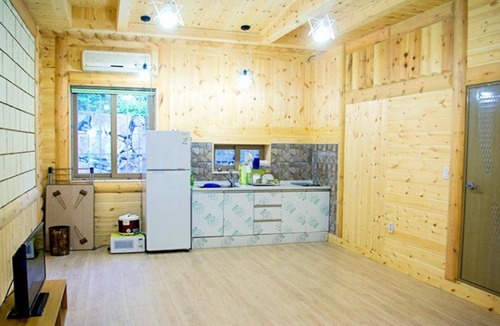 Ulsan House | Ulsan on the Hill