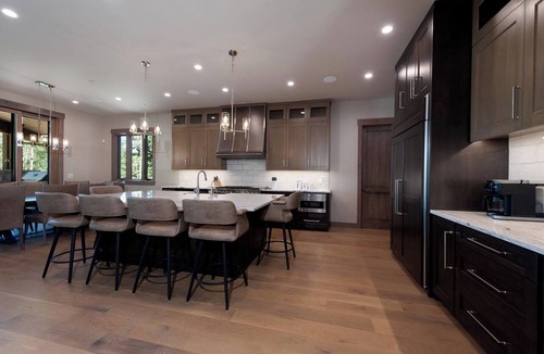Purgatory House | Ultra Luxury Mountain Retreat on 9 Acres - 4 Miles to Purg - Hot Tub/BBQ/AC