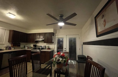 North Central Westminster House | Under Colorado Skies: 14+ beds, Huge Kitchen, Deck, Piano & Guitars & Hottub!