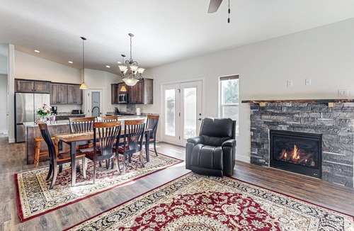 Rye House | 'Under the Rye Sky' New-Build Home Near Trails!