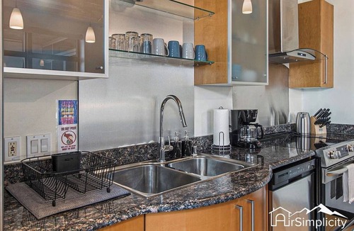 LoDo Condo | Union Station Loft Covered Parking Gym Patio