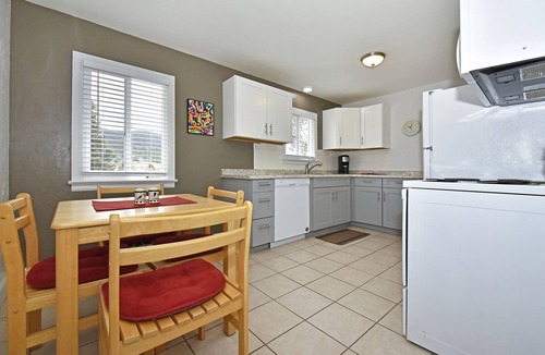 Woodland Park Apartment | Up-dated, Spacious and Private Mountain Living