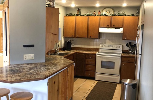 Manhattan House | UPDATED Lake House and Spectacular Views And Sunsets Of Flint Hills Near Ksu Ca