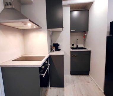 Vaasa Apartment | Upea moderni pieni yksiö rauhallisella sijainnilla - itsepalvelukirjautuminen - SELF CHECK-IN