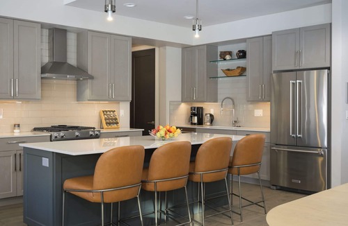 Steamboat Springs House | Urban Retreat | Modern Design | Pet Friendly | Hot Tub