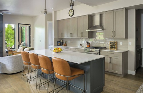 Steamboat Springs House | Urban Retreat | Modern Design | Pet Friendly | Hot Tub
