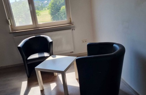 Lauda Apartment | Urlauben Sie auf Großzügigen 50 m2 Fewo Malaika in Gerlachsheim