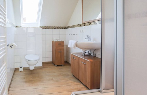 Sahrensdorf Apartment | Vacation apartment/apartment for 6 guests with 72m² in Fehmarn (51635)