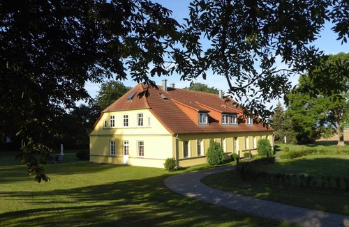 Gingst Apartment | Vacation apartment/apartment for 4 guests with 93m² in Gingst (117496)