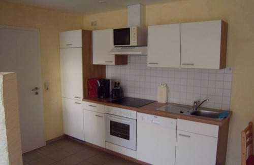 Kranichfeld Apartment | Vacation apartment 1, 1 bedroom, 2 extra beds possible in the living room, 1 baby crib (up to 3 years)