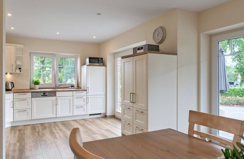 Oldenbuttel Apartment | Vacation apartment/apartment for 4 guests with 100m² in Oldenbüttel (296791)