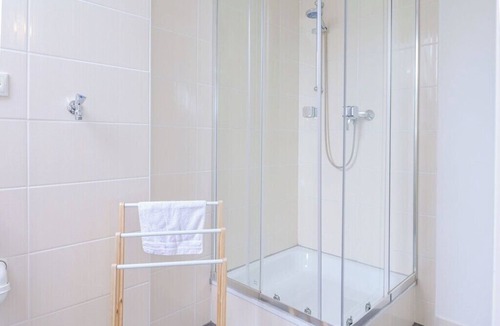 Heidingsfeld Apartment | Vacation apartment Würzburg/Heidingsfeld Apartment S 4