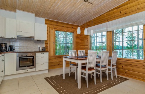 Kuortti House | Vacation home Kaarna by Interhome
